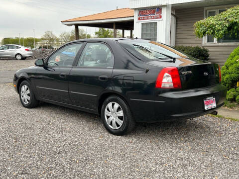 2004 Kia Spectra GS