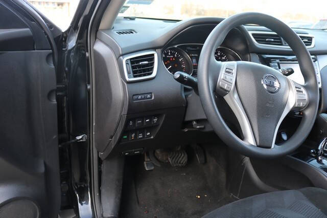 2015 Nissan Rogue SV