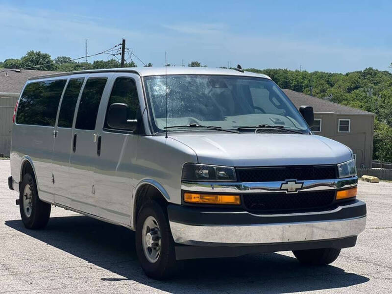 2022 Chevrolet Express LT 3500