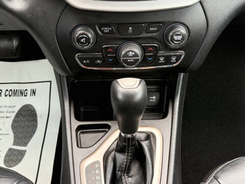 2018 Jeep Cherokee Latitude Plus