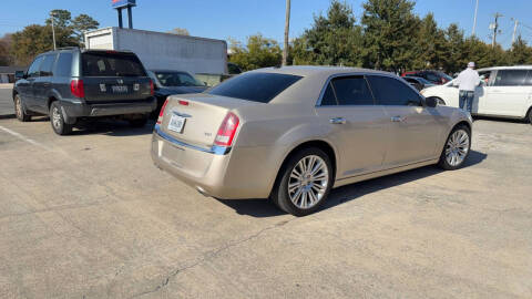 2012 Chrysler 300 Limited