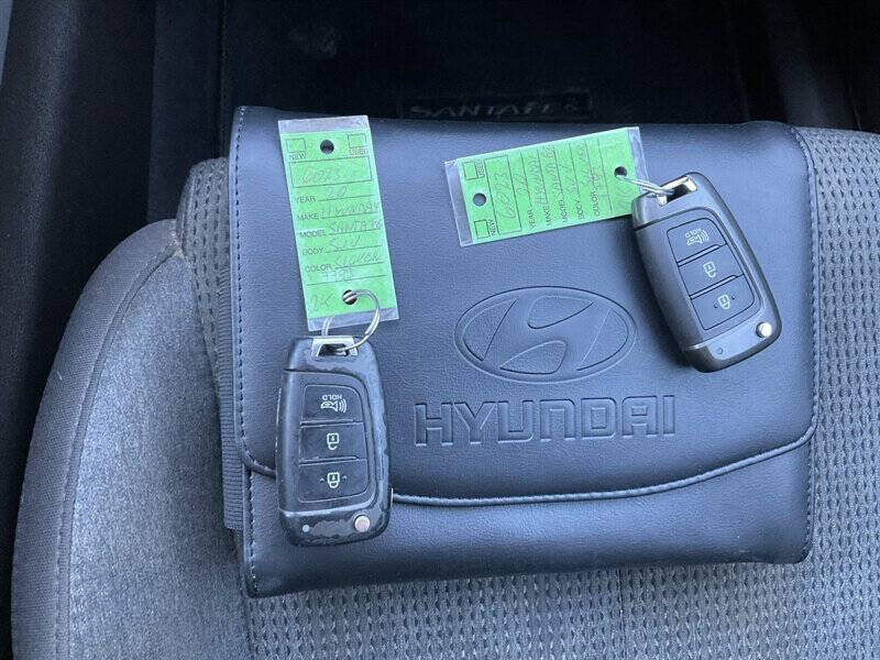 2020 Hyundai Santa Fe SE