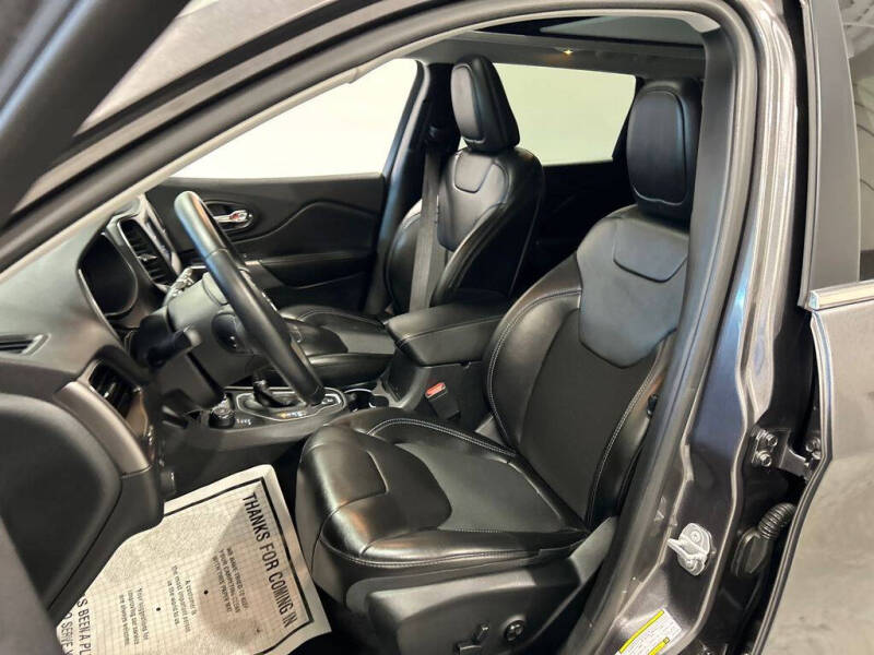 2019 Jeep Cherokee Latitude Plus