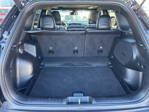 2021 Jeep Cherokee 80th Anniversary Edition