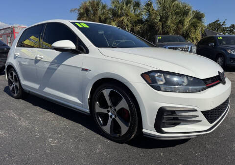 2018 Volkswagen Golf GTI S