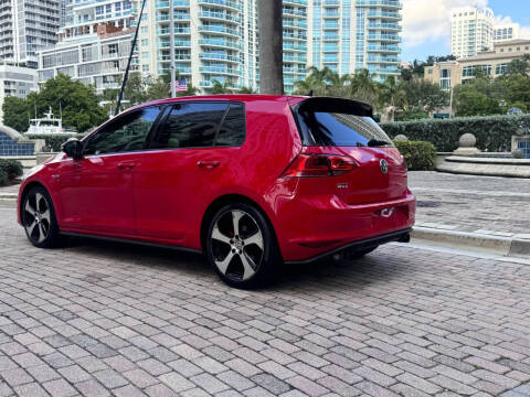 2017 Volkswagen Golf GTI S