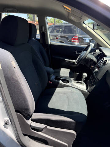 2015 Nissan Rogue Select S