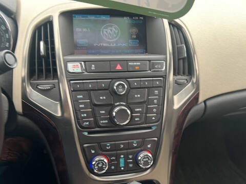 2013 Buick Verano Leather Group