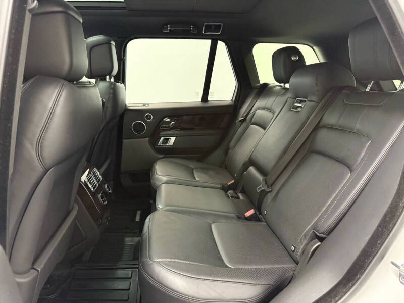 2020 Land Rover Range Rover P525 HSE