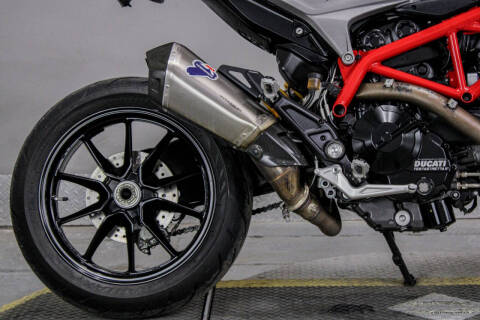 2016 Ducati Hypermotard