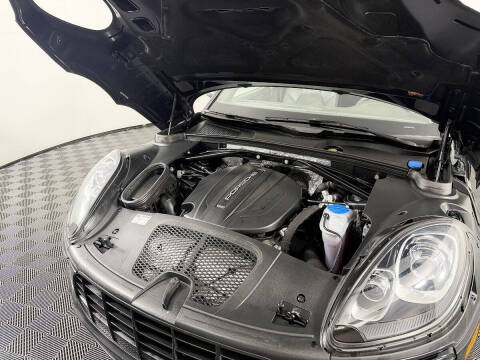2017 Porsche Macan