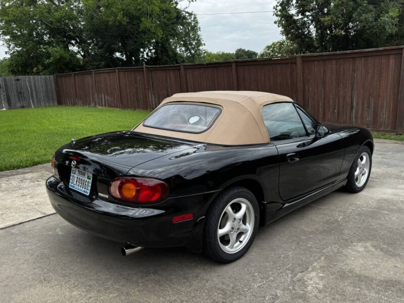 2000 Mazda MX-5 Miata LS