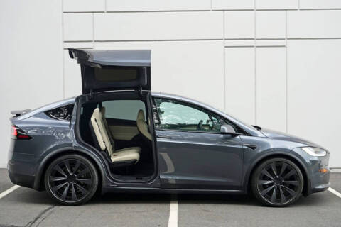 2023 Tesla Model X Standard Range