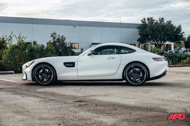 2017 Mercedes-Benz AMG GT