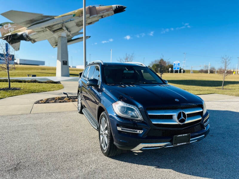 2015 Mercedes-Benz GL-Class for sale at Airport Motors of St Francis LLC in Saint Francis WI