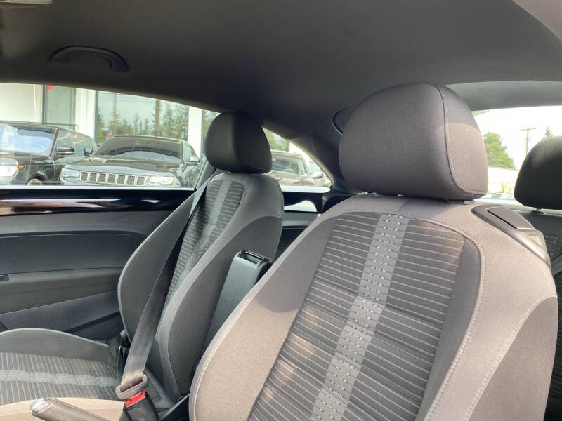 2014 Volkswagen Beetle R-Line