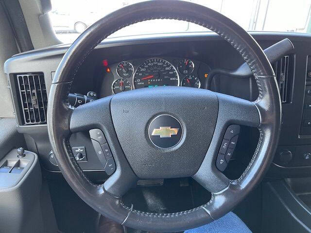 2023 Chevrolet Express 2500