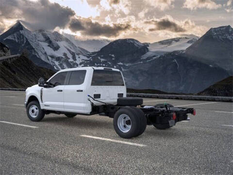 2025 Ford F-350 Super Duty XL