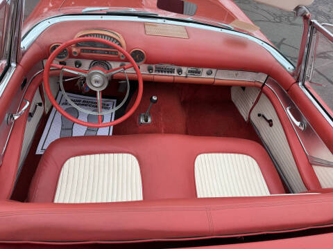 1956 Ford Thunderbird