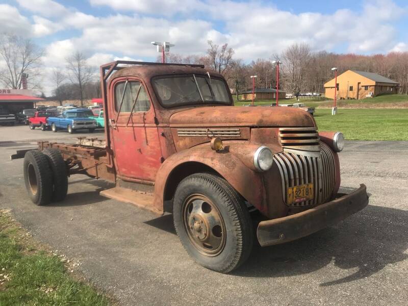 1946 Chevrolet 3800 for sale at FIREBALL MOTORS LLC in Lowellville OH