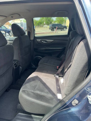 2015 Nissan Rogue S