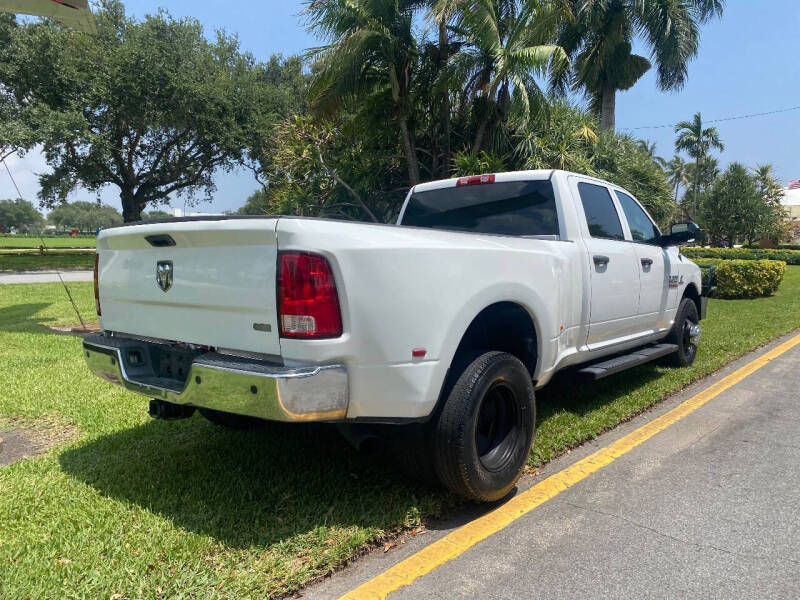 2014 RAM Ram 3500 Pickup Tradesman photo 27