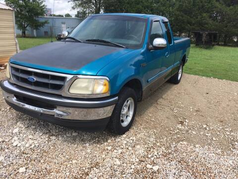 1997 Ford F-150 for sale at B AND S AUTO SALES in Meridianville AL