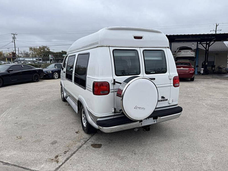 1997 Dodge Ram Van 2500