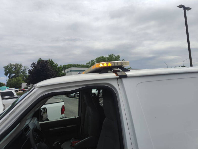 2013 Ford E-Series E-350 SD XL