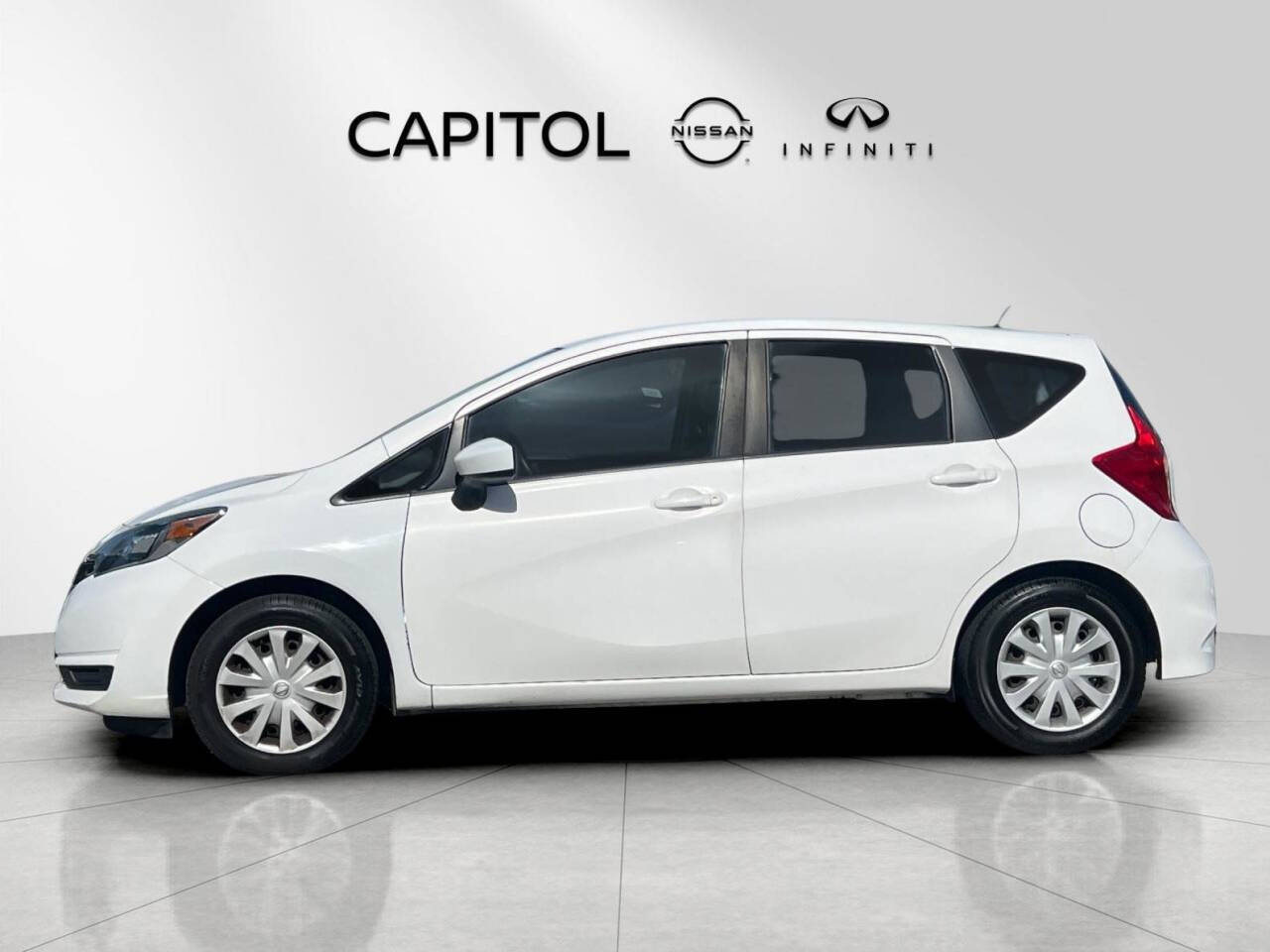 White 2017 Nissan Versa Note SV SV 4dr Hatchback 2