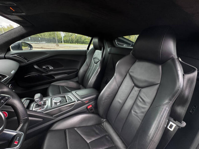 2017 Audi R8 5.2 quattro V10