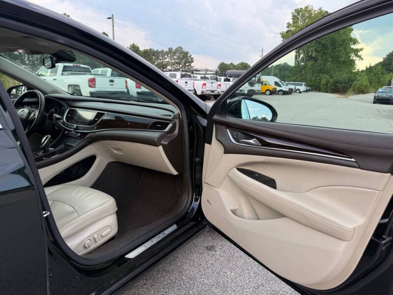 2017 Buick LaCrosse Essence