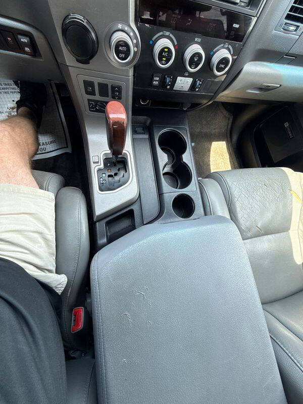 2014 Toyota Sequoia Platinum
