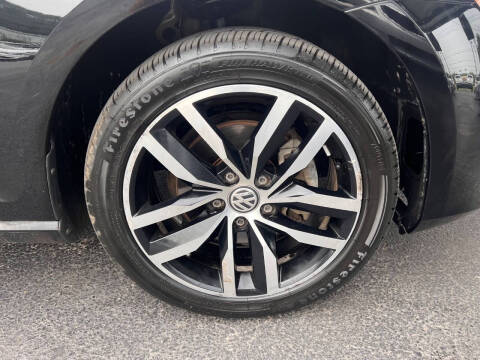 2016 Volkswagen Golf TSI SE