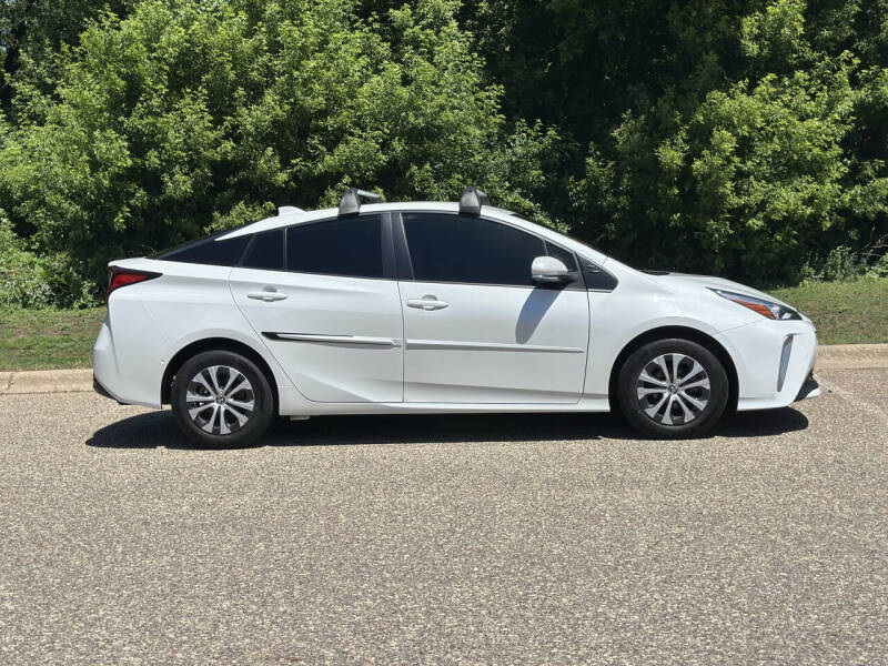 2021 Toyota Prius XLE AWD-e