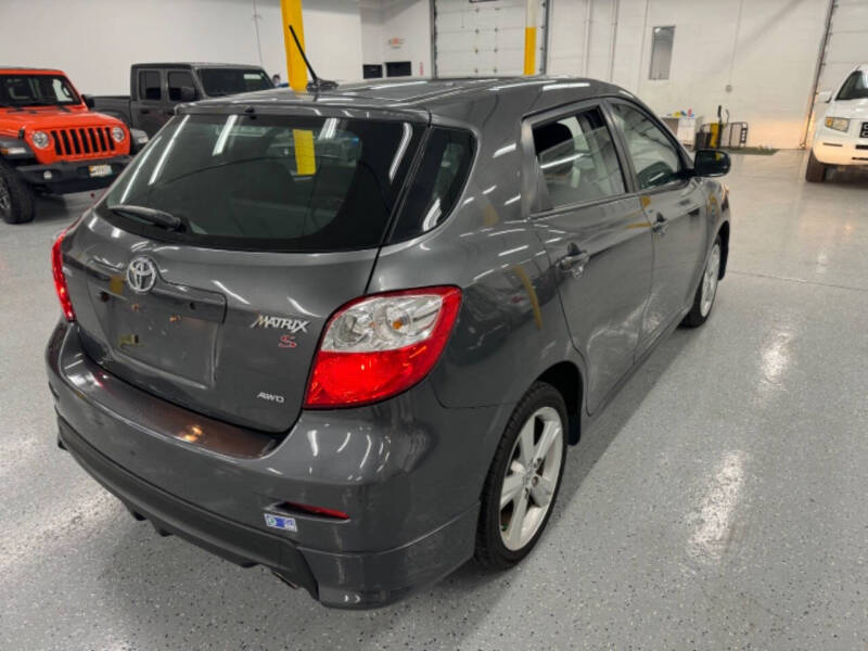 2010 Toyota Matrix S photo 9