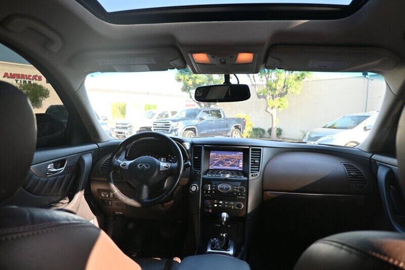 2012 Infiniti FX35