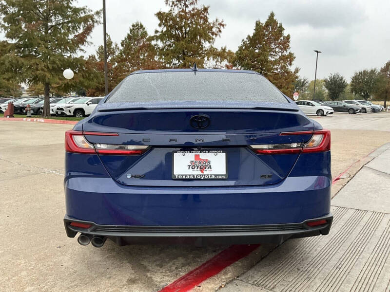 2026 Toyota Camry SE