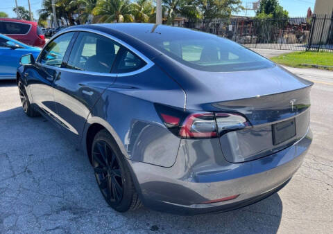 2020 Tesla Model 3 Standard Range Plus