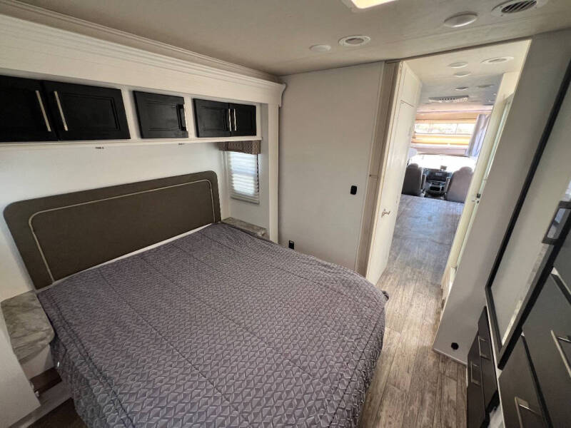 2018 Entegra Coach Odyssey 29V