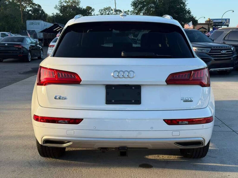 2018 Audi Q5 2.0T quattro Premium Plus