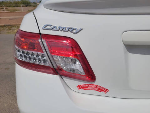 2011 Toyota Camry SE V6