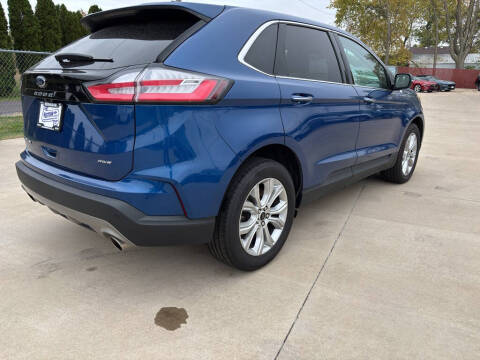 2024 Ford Edge Titanium