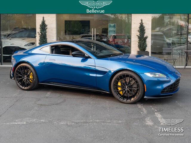 2022 Aston Martin Vantage 1