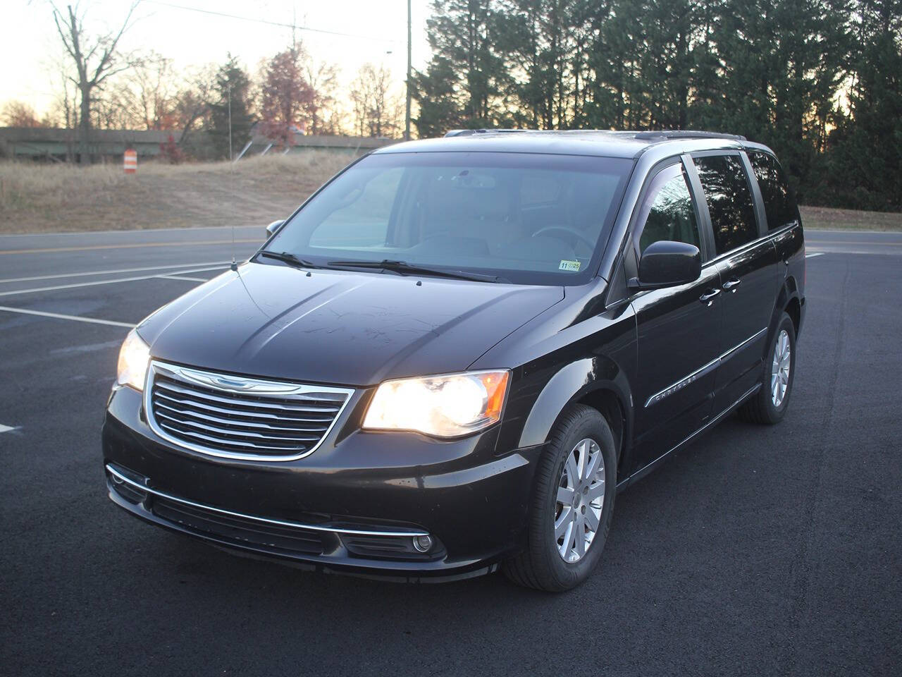 2015 Chrysler Town and Country for sale at Atlas 4 Auto Sales in Fredericksburg, VA