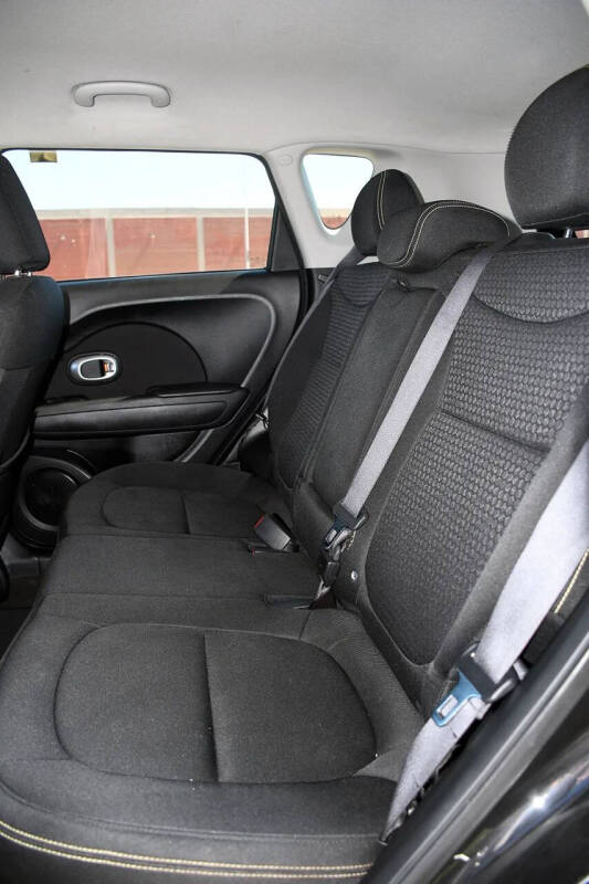 2015 Kia Soul +