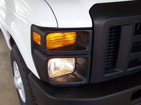 2009 Ford E-Series E-350 SD