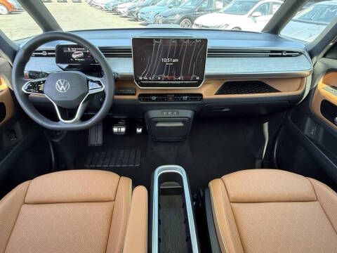 2025 Volkswagen ID. Buzz Pro S Plus