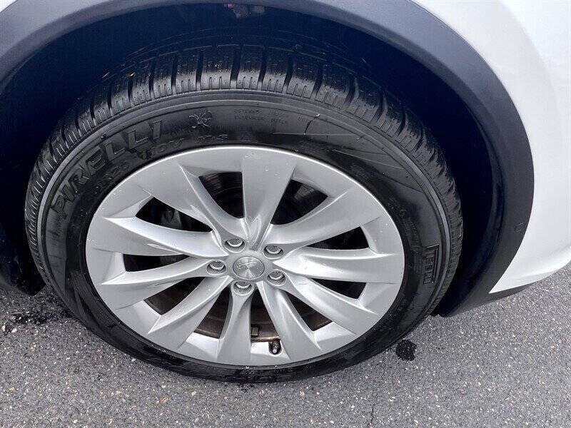 2017 Tesla Model X 75D