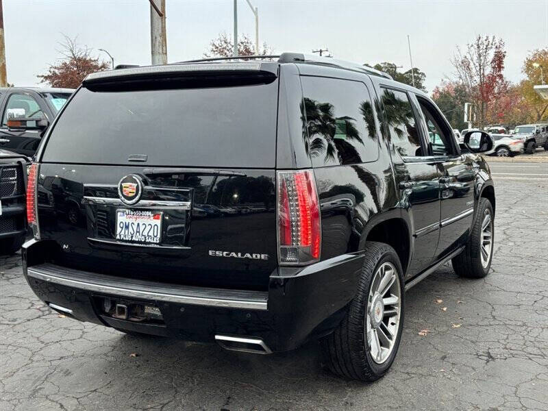 2013 Cadillac Escalade Premium